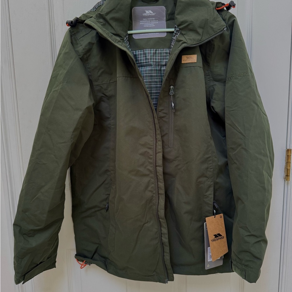 Men’s Khaki Green Trespass Raincoat